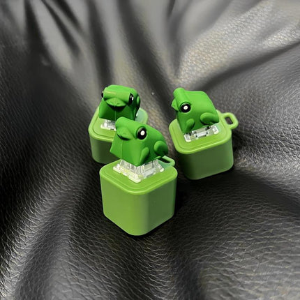 [Christmas Gift] Frog Croaking Keychain Realistic Soundfidget Toy with Ledlights, Durable ABS Build for Kids &Adults Stress Relief &FOCUS