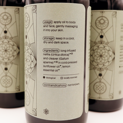 knead-me pure body oil